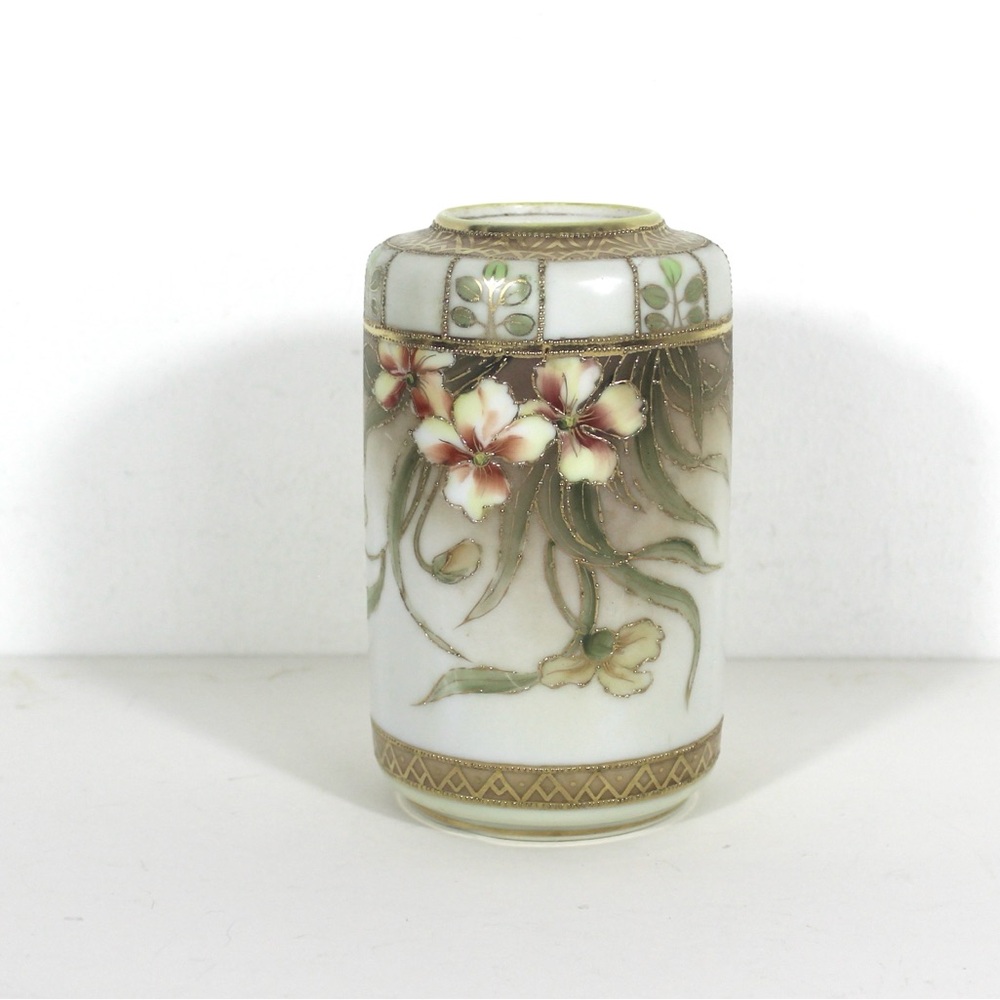 Antique Nippon Hand Painted Porcelain Vase with Moriage Gold Decoration Japan